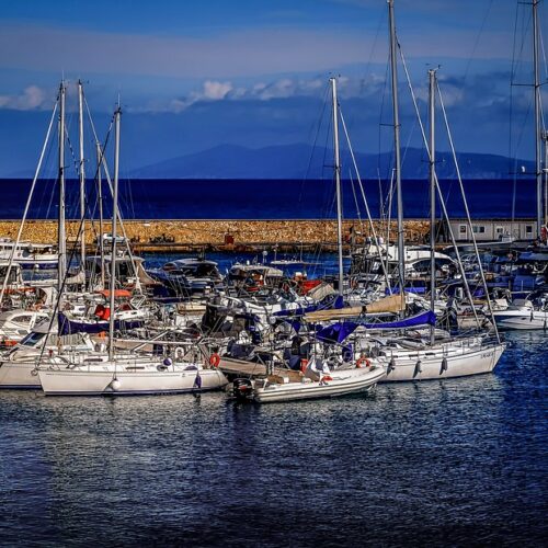 Wynajem jachtu w Dubaju – o jakich rzeczach należy pamiętać